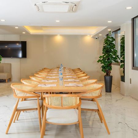 Guelluek Uno Elegance Otel 外观 照片