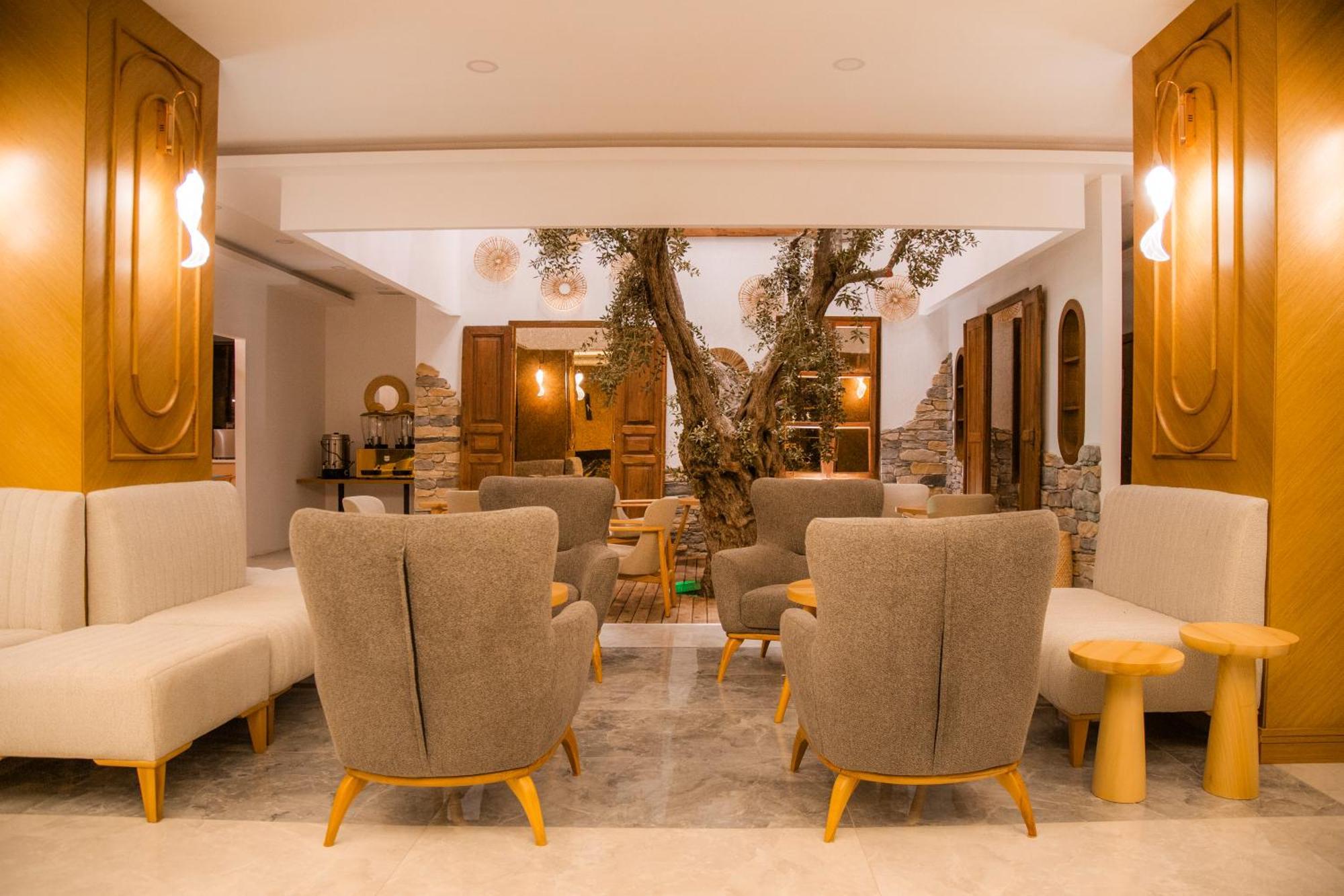 Guelluek Uno Elegance Otel 外观 照片